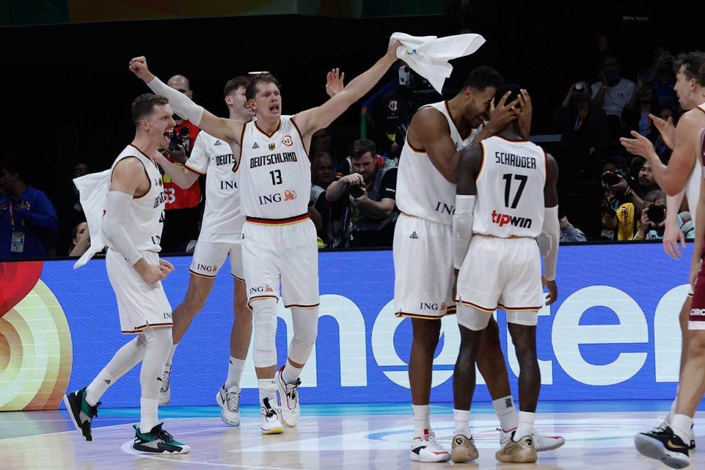 合乐足篮球即时比分：德意志精神战至最后！德国队夺得男篮世界杯冠军，施罗德获FMVP